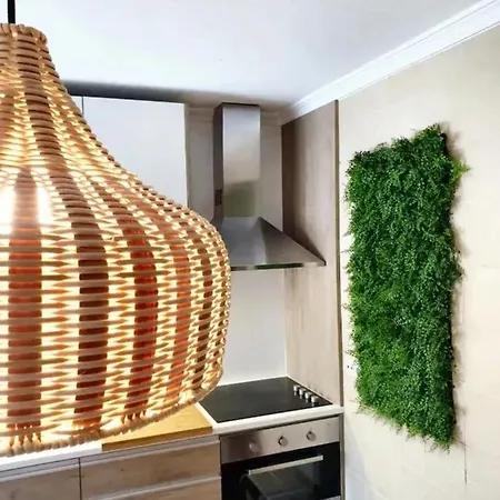 Dom wakacyjny Comfortable House In With Unfenced Garden *