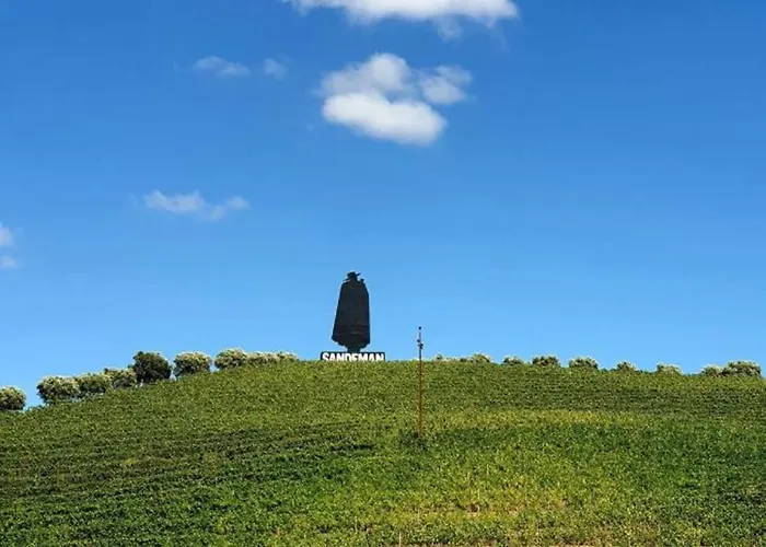 Сasa de vacaciones Comfortable House In With Unfenced Garden *