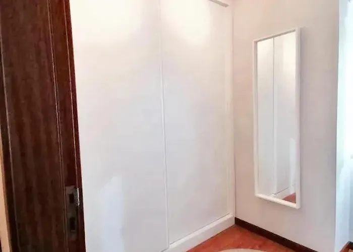 Comfortable House In With Unfenced Garden Lamego