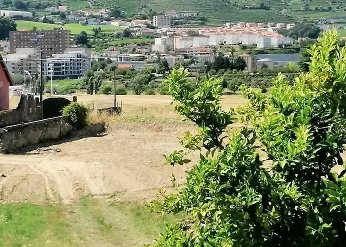 펜션 Comfortable House In With Unfenced Garden *